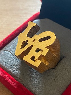 Robert indiana ring love 1970